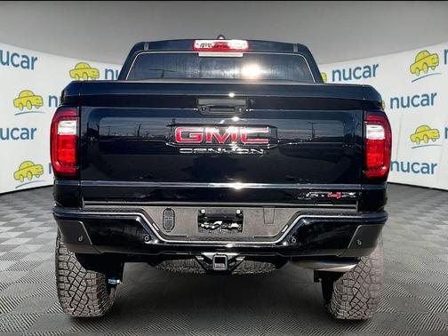 2024 GMC Canyon AT4X
