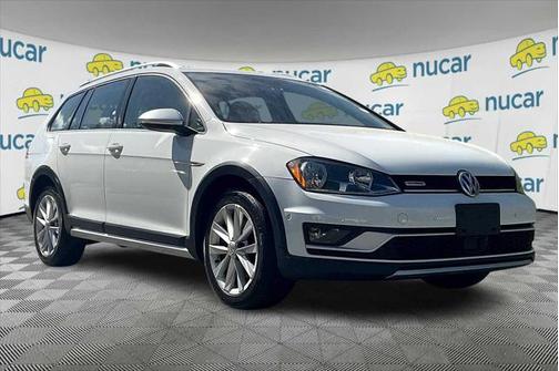 2017 Volkswagen Golf Alltrack TSI SE