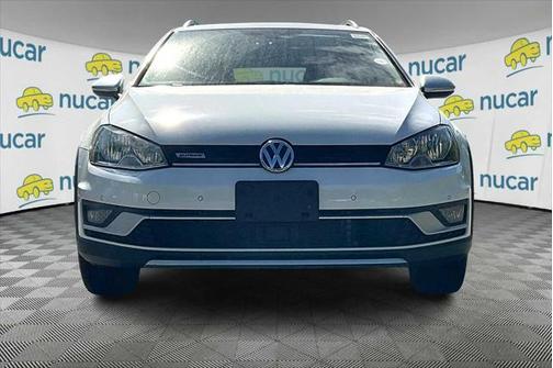 2017 Volkswagen Golf Alltrack TSI SE