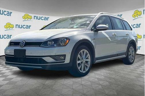 2017 Volkswagen Golf Alltrack TSI SE