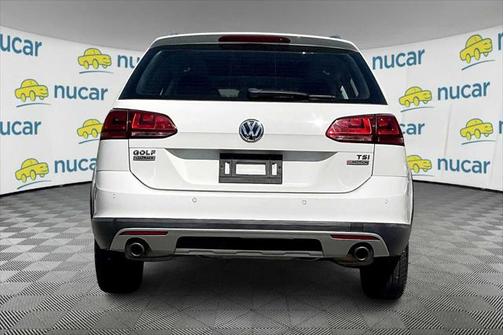 2017 Volkswagen Golf Alltrack TSI SE