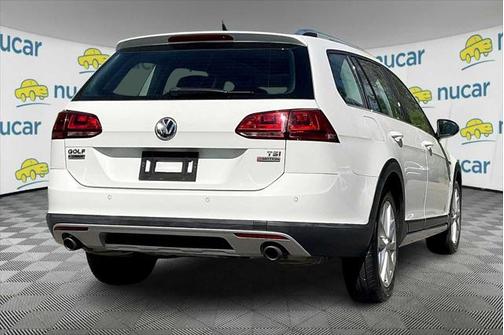 2017 Volkswagen Golf Alltrack TSI SE