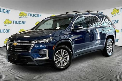 2022 Chevrolet Traverse LT Cloth