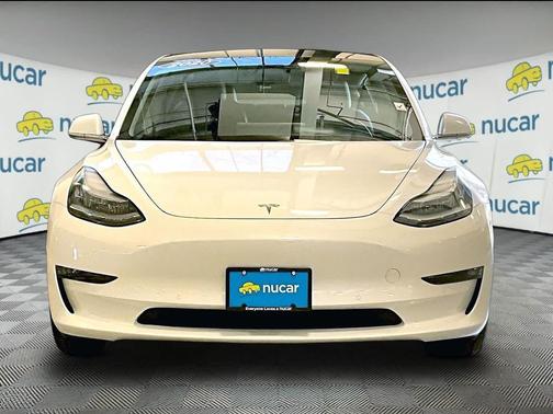 Pearl White Multi-Coat 2020 Tesla Model 3 Performance
