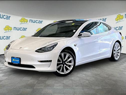 Pearl White Multi-Coat 2020 Tesla Model 3 Performance