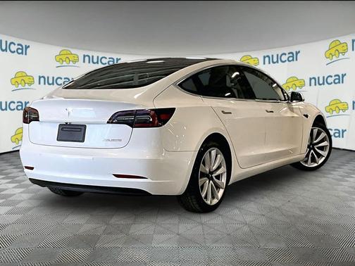 Pearl White Multi-Coat 2020 Tesla Model 3 Performance