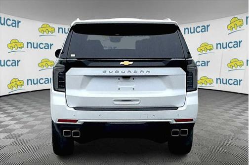 2025 Chevrolet Suburban 4WD High Country