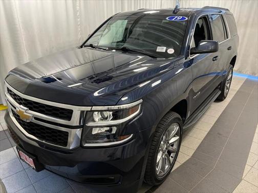 Photo 1 of 34 of 2019 Chevrolet Tahoe LT