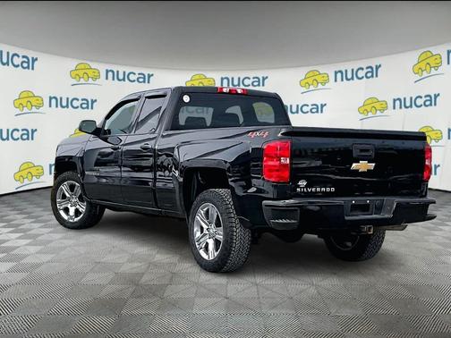 2018 Chevrolet Silverado 1500 Custom