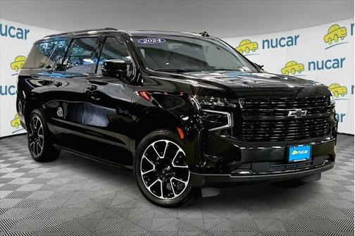 2024 Chevrolet Suburban RST