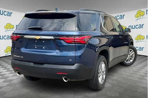 2022 Chevrolet Traverse LT Cloth