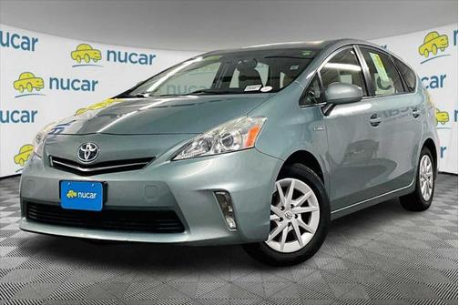 2014 Toyota Prius v Three
