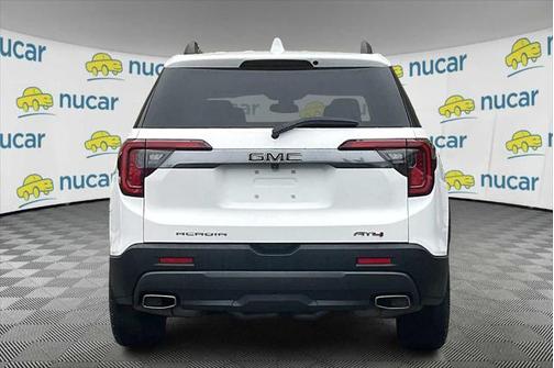 2023 GMC Acadia AWD AT4