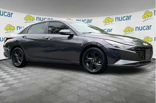 2021 Hyundai ELANTRA SEL