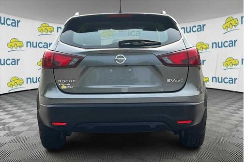 2017 Nissan Rogue Sport SV