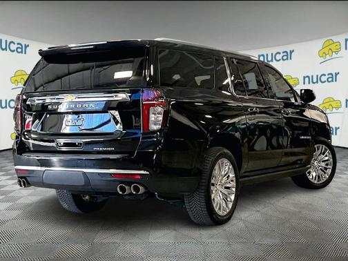 2023 Chevrolet Suburban Premier