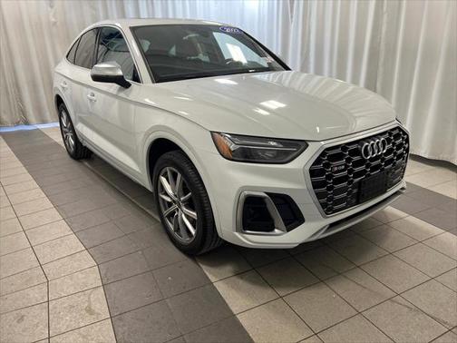 Photo 4 of 36 of 2022 Audi SQ5 Sportback Premium TFSI quattro Tiptronic