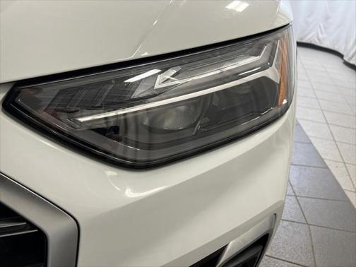 Photo 2 of 36 of 2022 Audi SQ5 Sportback Premium TFSI quattro Tiptronic