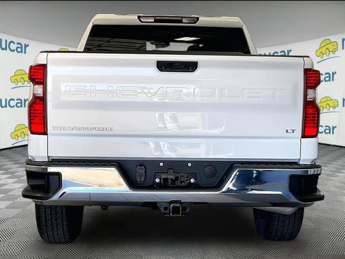 Summit White 2024 Chevrolet Silverado 1500 LT
