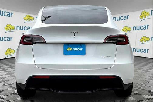 2023 Tesla Model Y Long Range Dual Motor All-Wheel Drive