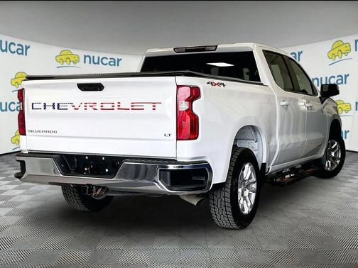 Summit White 2023 Chevrolet Silverado 1500 LT
