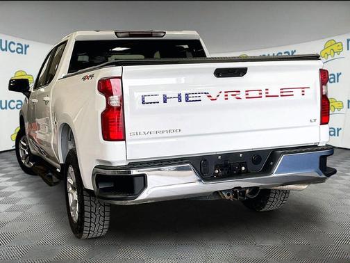 Summit White 2023 Chevrolet Silverado 1500 LT