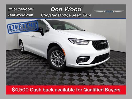 Bright White Clearcoat 2026 Chrysler Pacifica Select