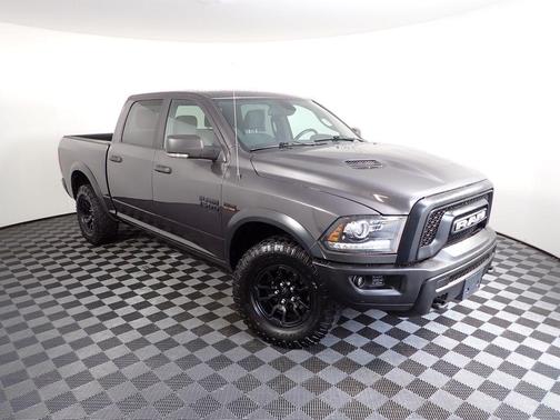 Granite Crystal Clearcoat Metallic 2022 RAM 1500 Classic SLT