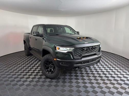 Serrano Red 2026 RAM 1500 RHO