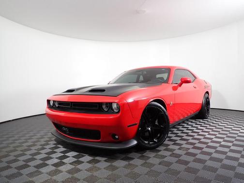 2015 Dodge Challenger R/T Scat Pack