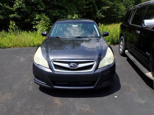2010 Subaru Legacy 2.5i