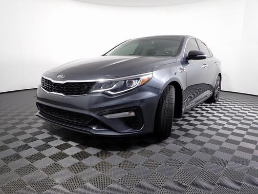 2020 Kia Optima SE