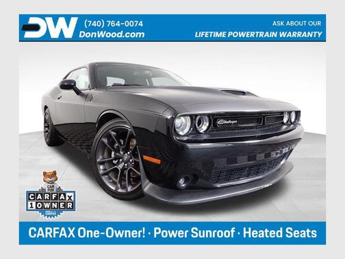 Pitch Black Clearcoat 2022 Dodge Challenger R/T