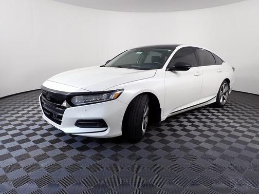 2020 Honda Accord Touring 2.0T