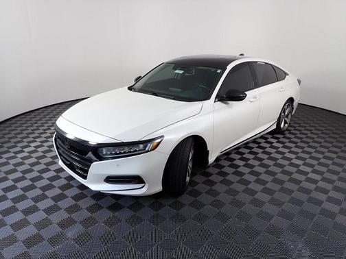 2020 Honda Accord Touring 2.0T