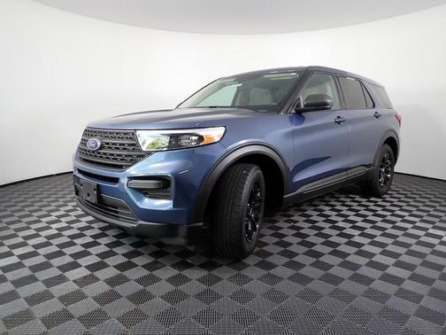 2020 Ford Explorer Base