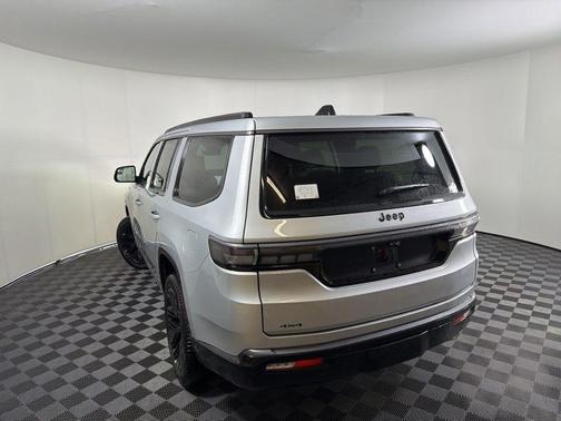 Silver Zynith 2026 Jeep Grand Wagoneer Limited Reserve