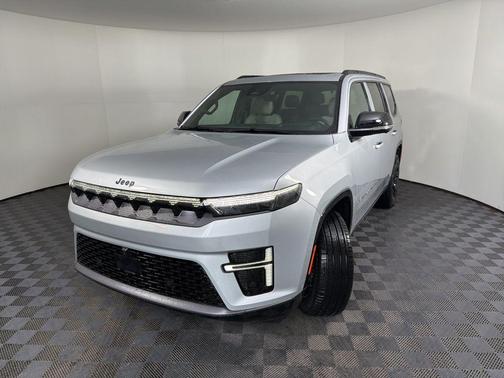 Silver Zynith 2026 Jeep Grand Wagoneer Limited Reserve