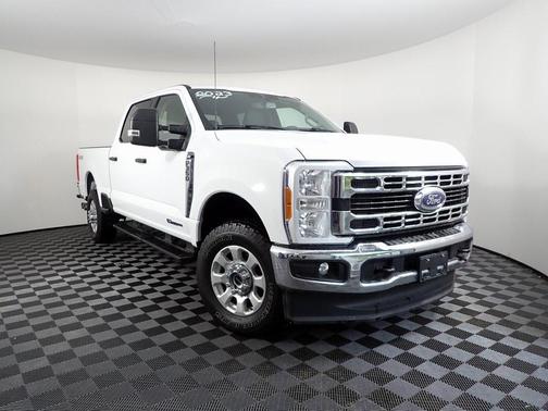 2023 Ford F-350 XLT