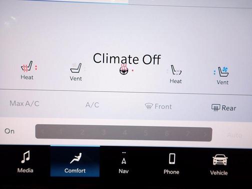 2026 Chrysler Pacifica Pinnacle