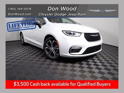 Bright White Clearcoat 2026 Chrysler Pacifica Pinnacle Passenger Van