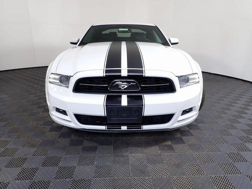2014 Ford Mustang V6 Premium