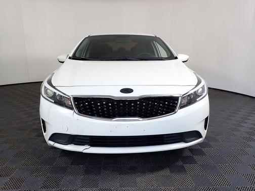 Clear White 2017 Kia Forte LX