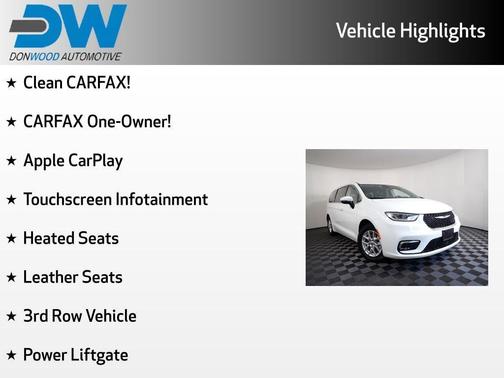 Bright White Clearcoat 2023 Chrysler Pacifica Touring-L