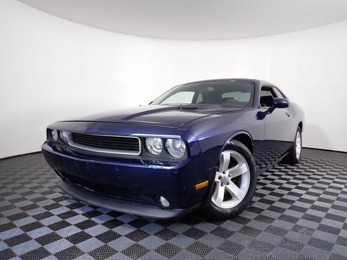 2013 Dodge Challenger SXT
