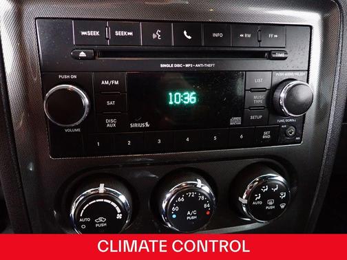 2013 Dodge Challenger SXT