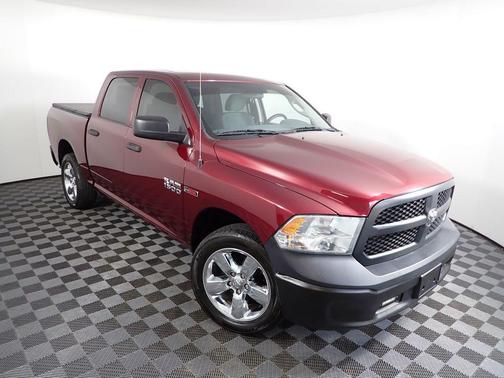 Delmonico Red Pearlcoat 2018 RAM 1500 ST