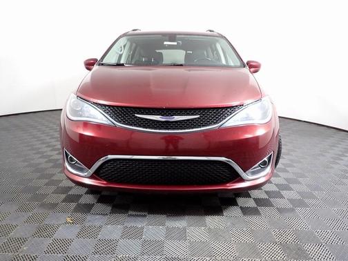 2019 Chrysler Pacifica Touring-L