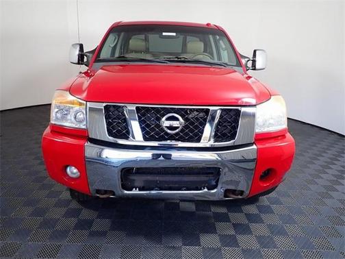 2010 Nissan Titan LE