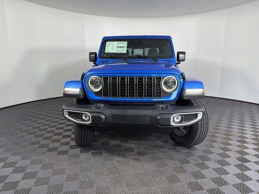 Hydro Blue Pearlcoat 2026 Jeep Gladiator Sport